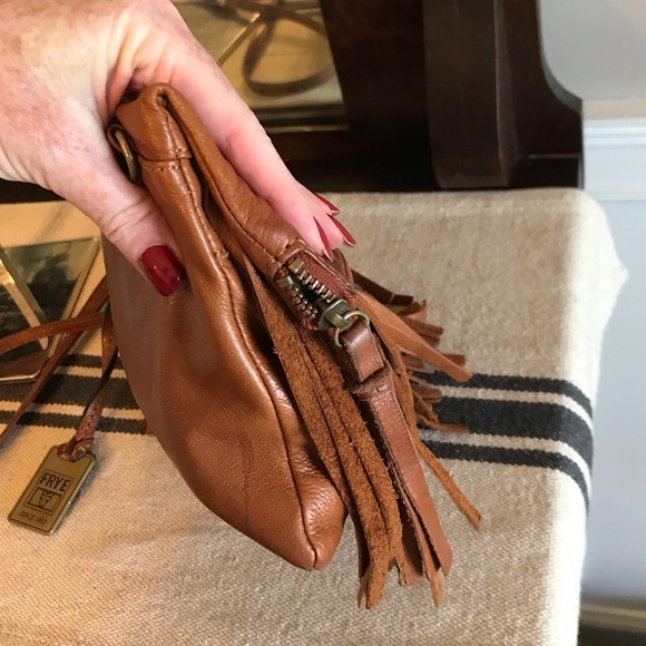 Frye Heidi Leather Fringe Cognac Brown Crossbody Clutch Bag Retail $298 - Picture 9 of 13